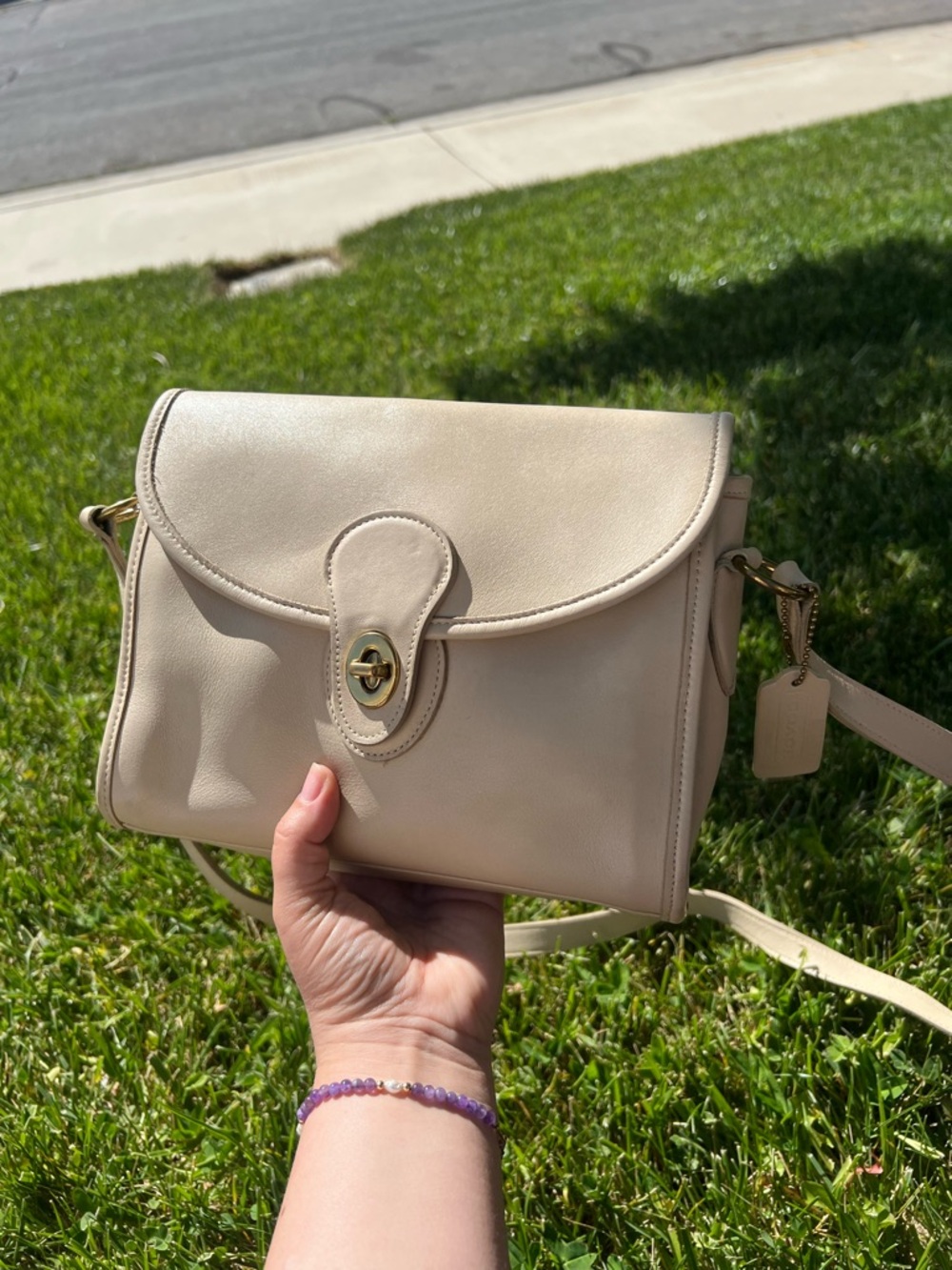 Vintage Coach Bone Devon Bag